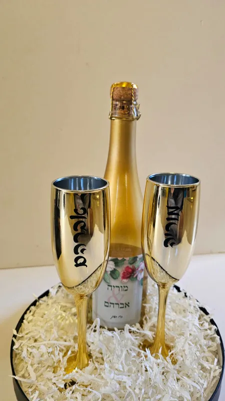 סט בלו נאן וכוסות שמפניה