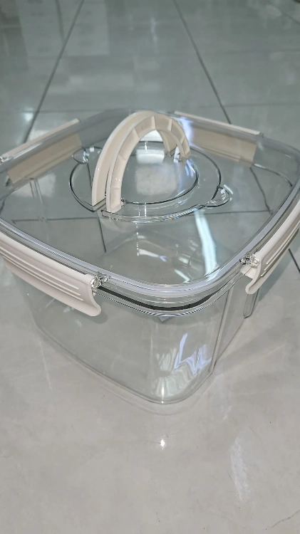 מיכל אחסון 10 ליטר מאקריל + כוס מדידה