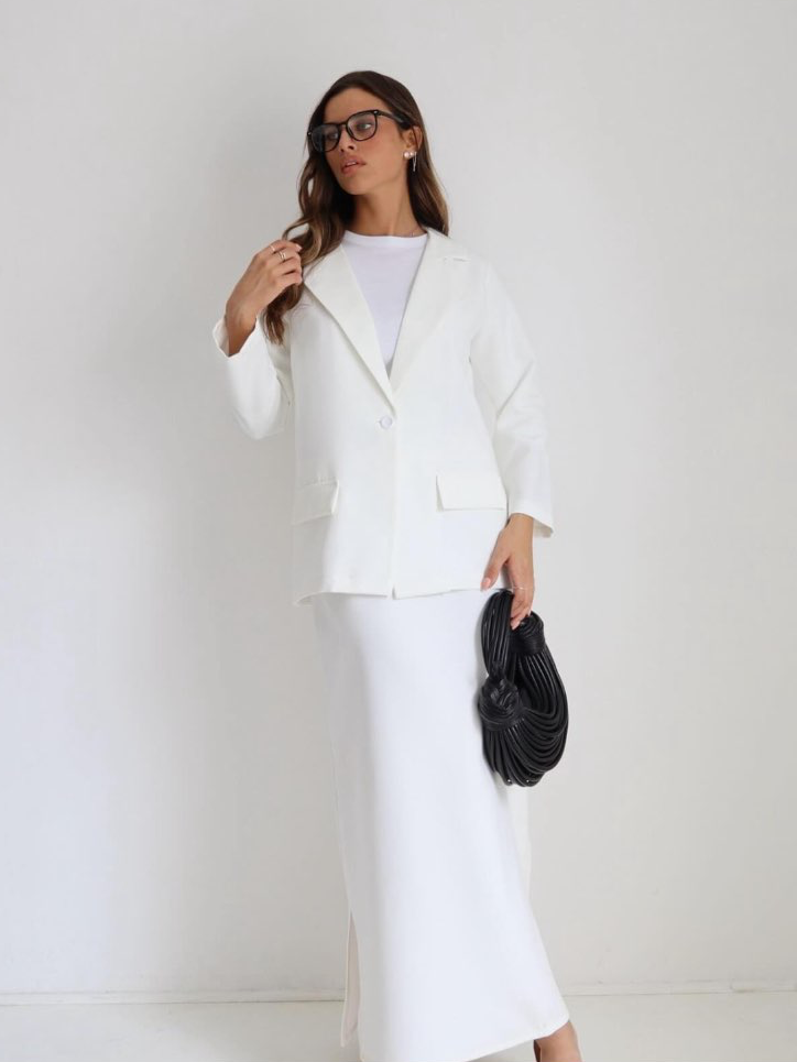 חליפת בלייזר נלי לבן