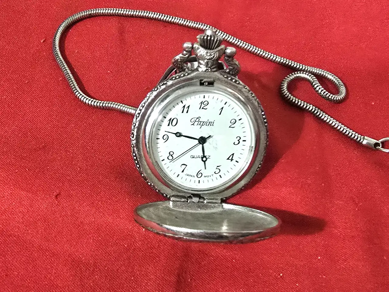 שעון כיס יפיפה במצב עבודה