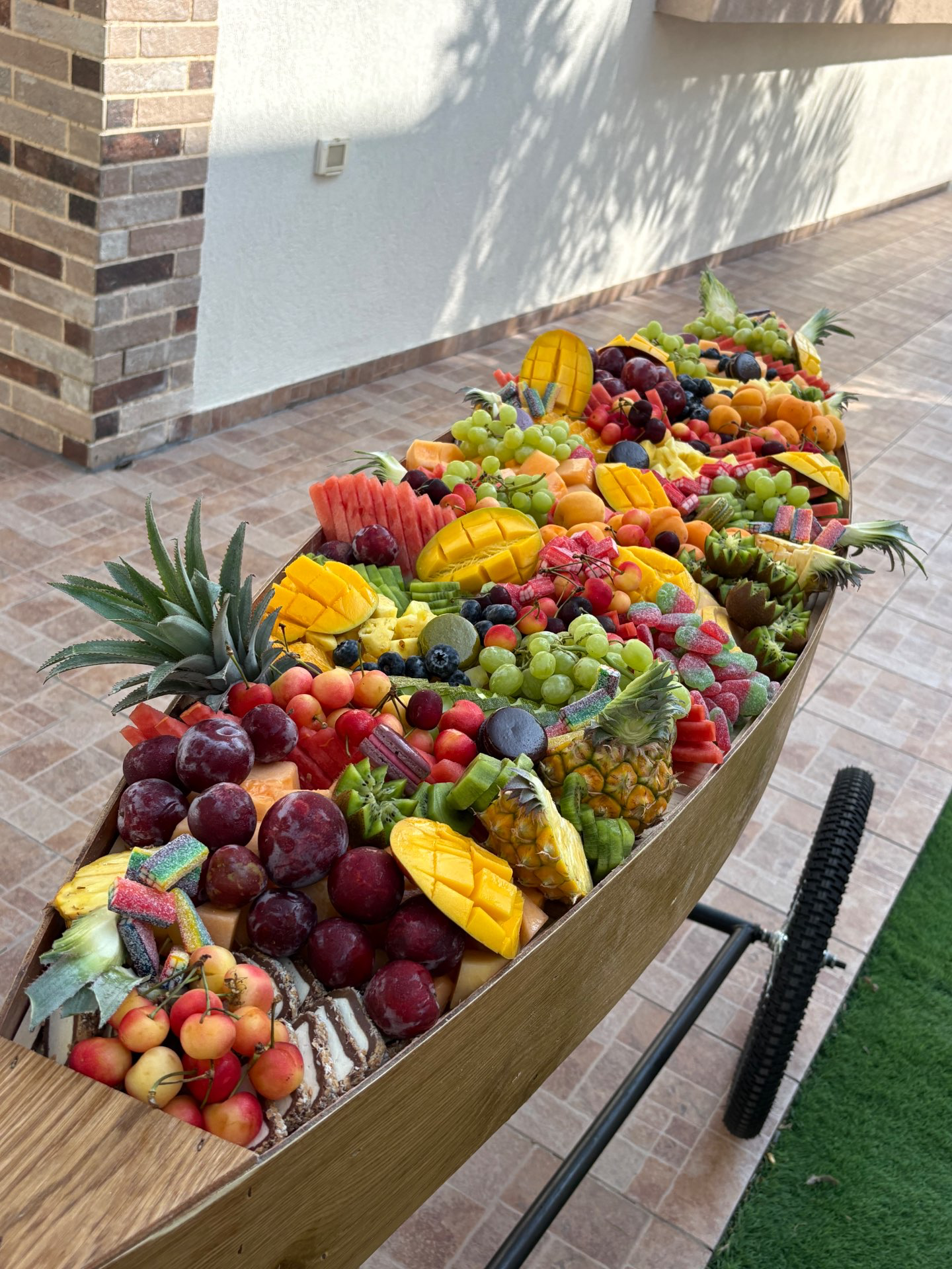 סירת פירות 1.7 מטרים קומה אחת.