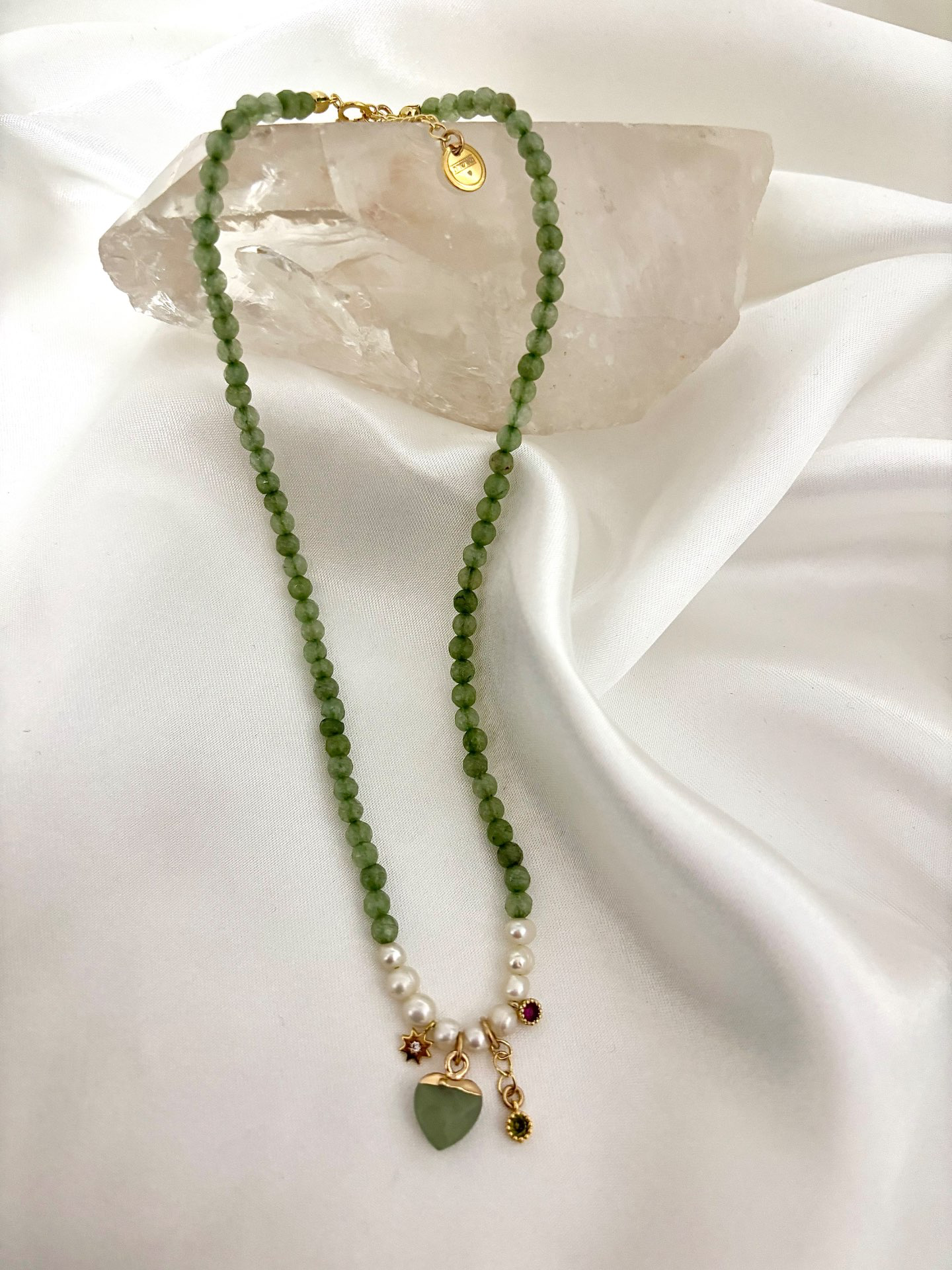 שרשרת אוונטורין ירוק עם פנינים בהתאמה אישית | מאושרת
