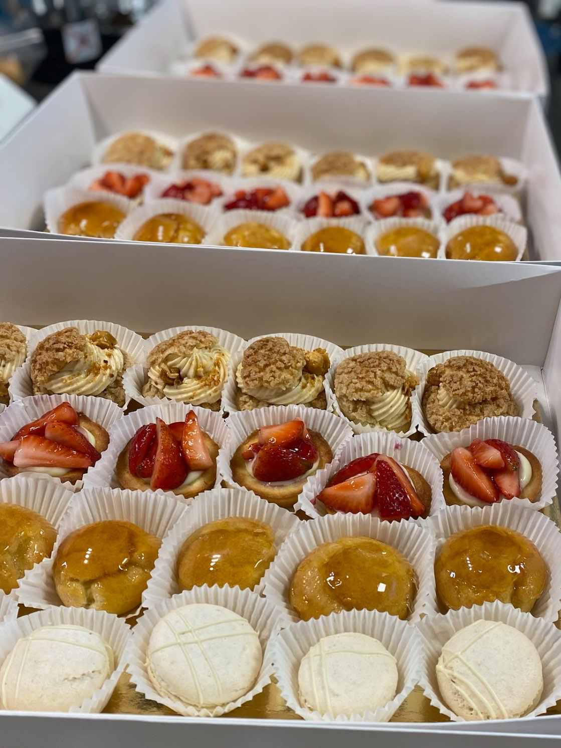 מגשי מיקס קינוחים