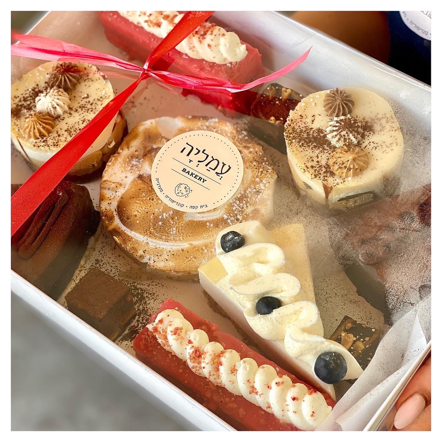 מגש קינוחים גדולים