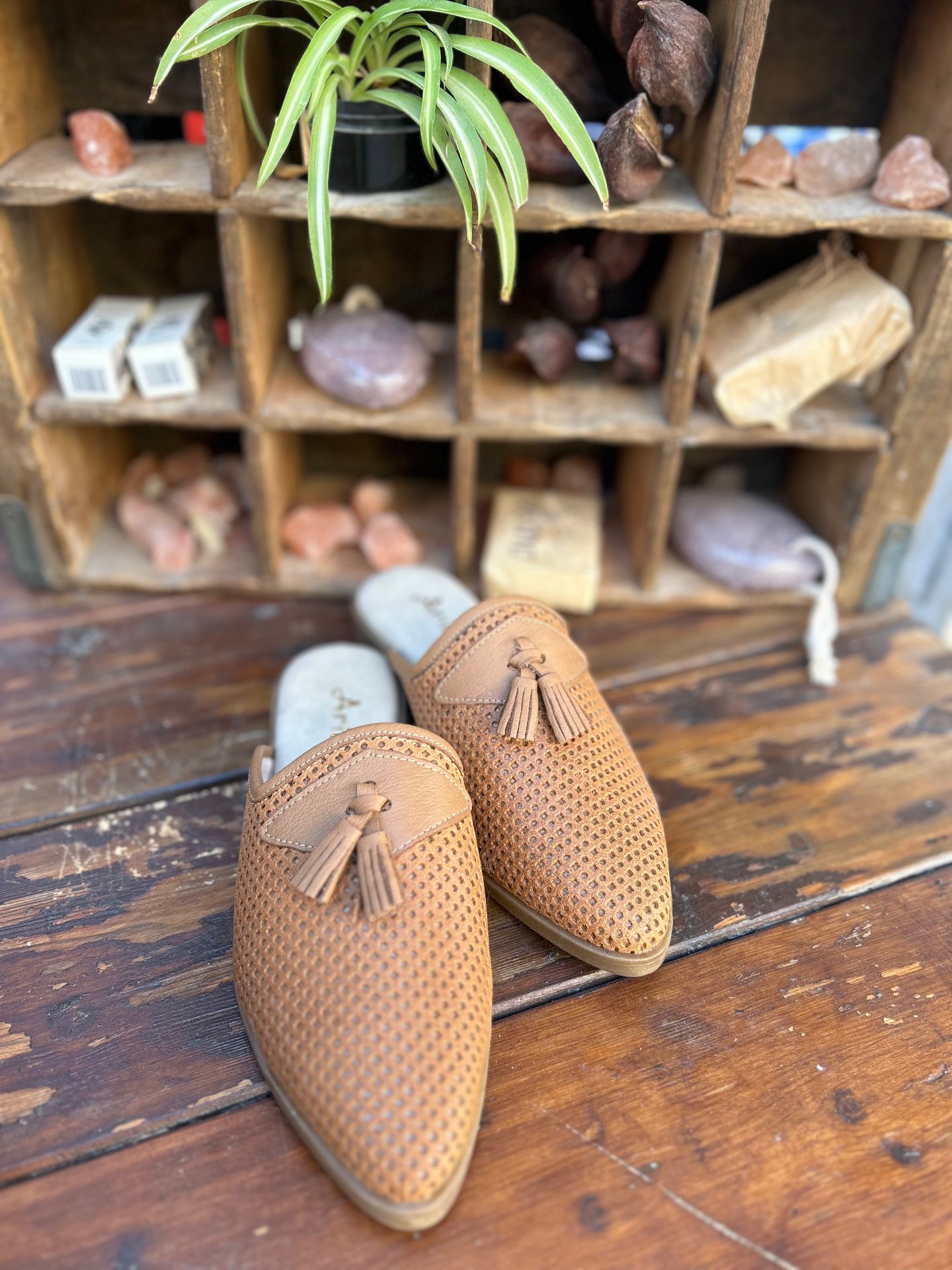 כפכף דונה עור קאמל