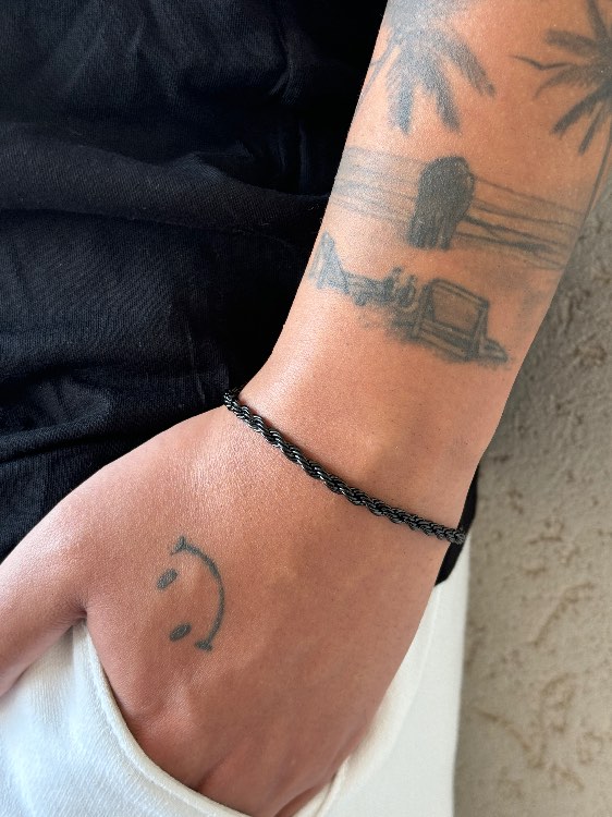 צמיד חבל שחור