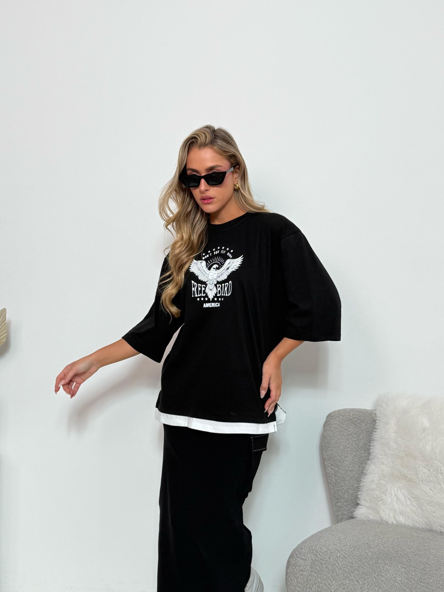 טי שרט מרפק נשר שחור