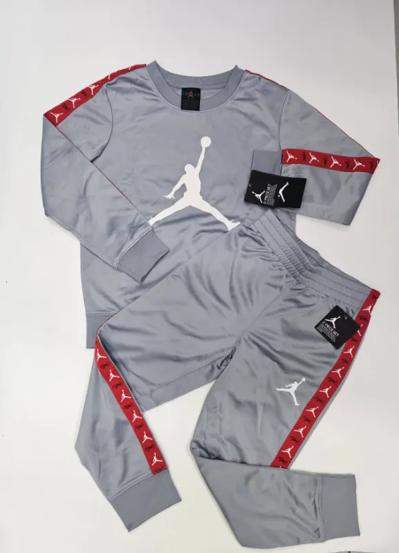 חליפת ג'ורדן