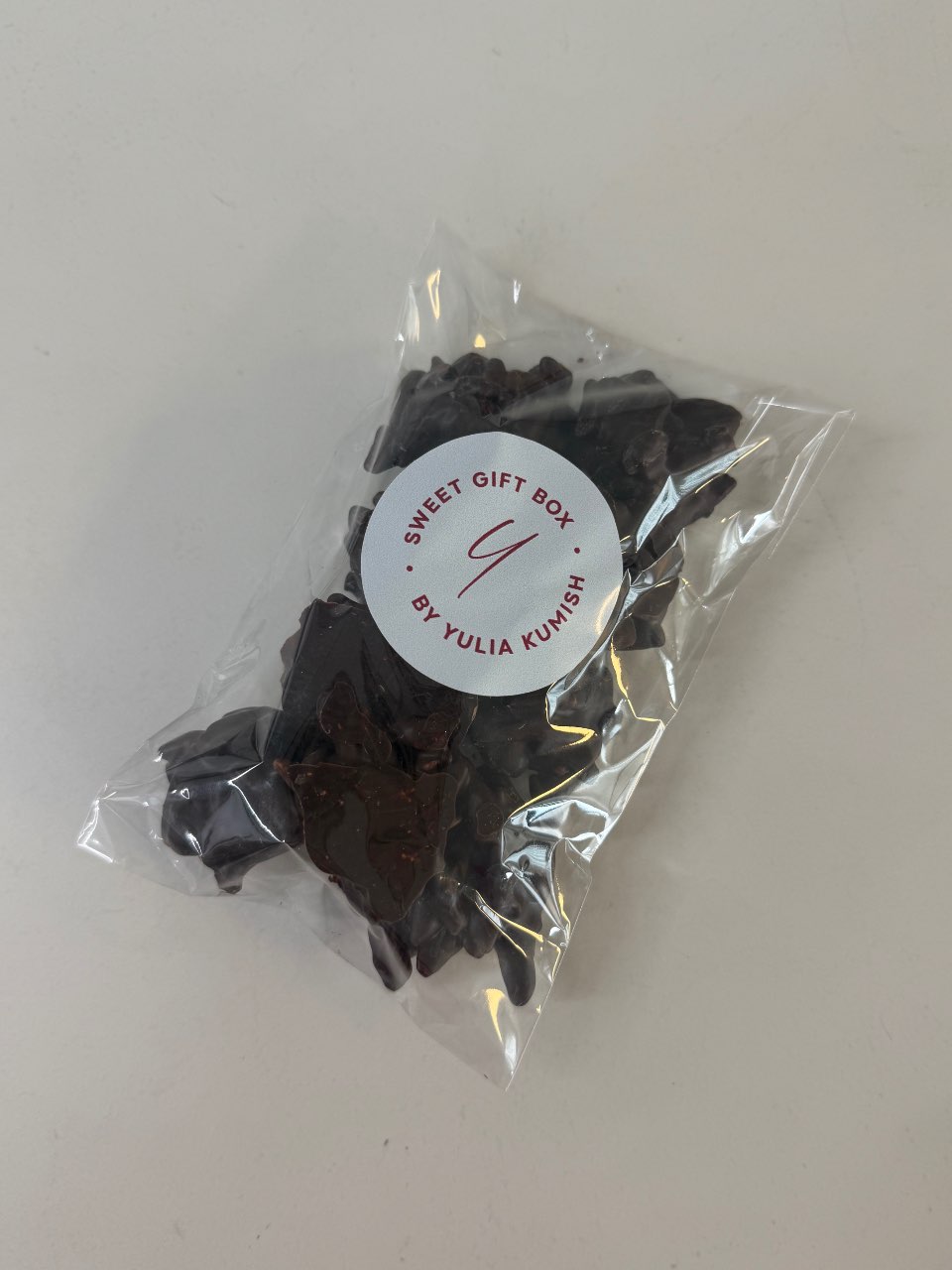 תפוזים מסוכרים מצופים בשוקולד מריר