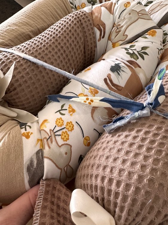 נחשוש חיות יער למיטת תינוק