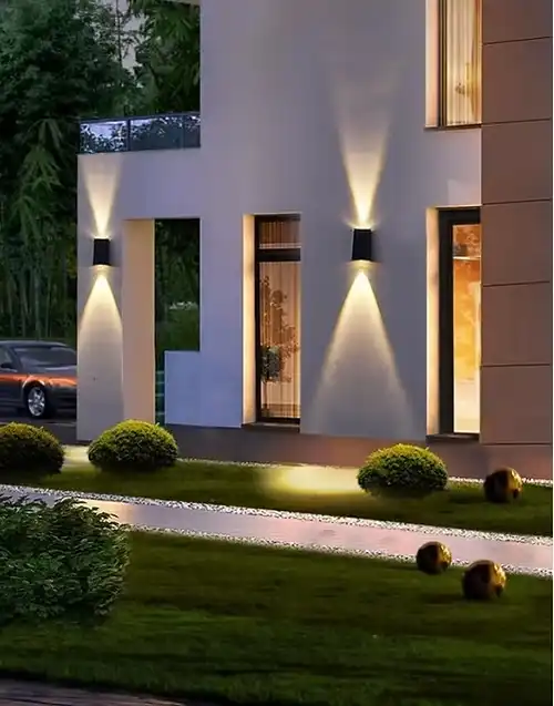 תאורת קיר - 1 אפ 2 דאון