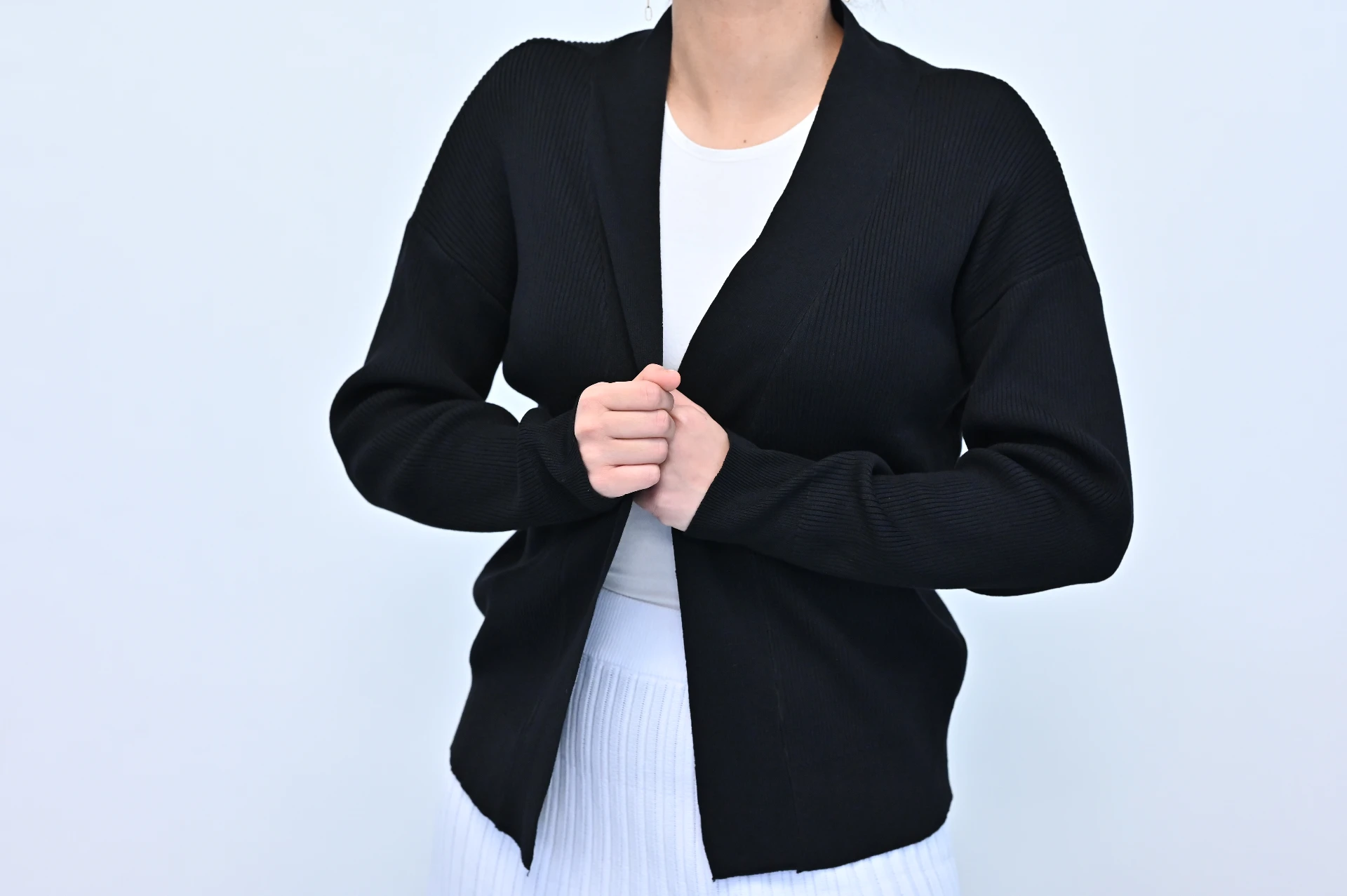 בלייזר שחור קצר