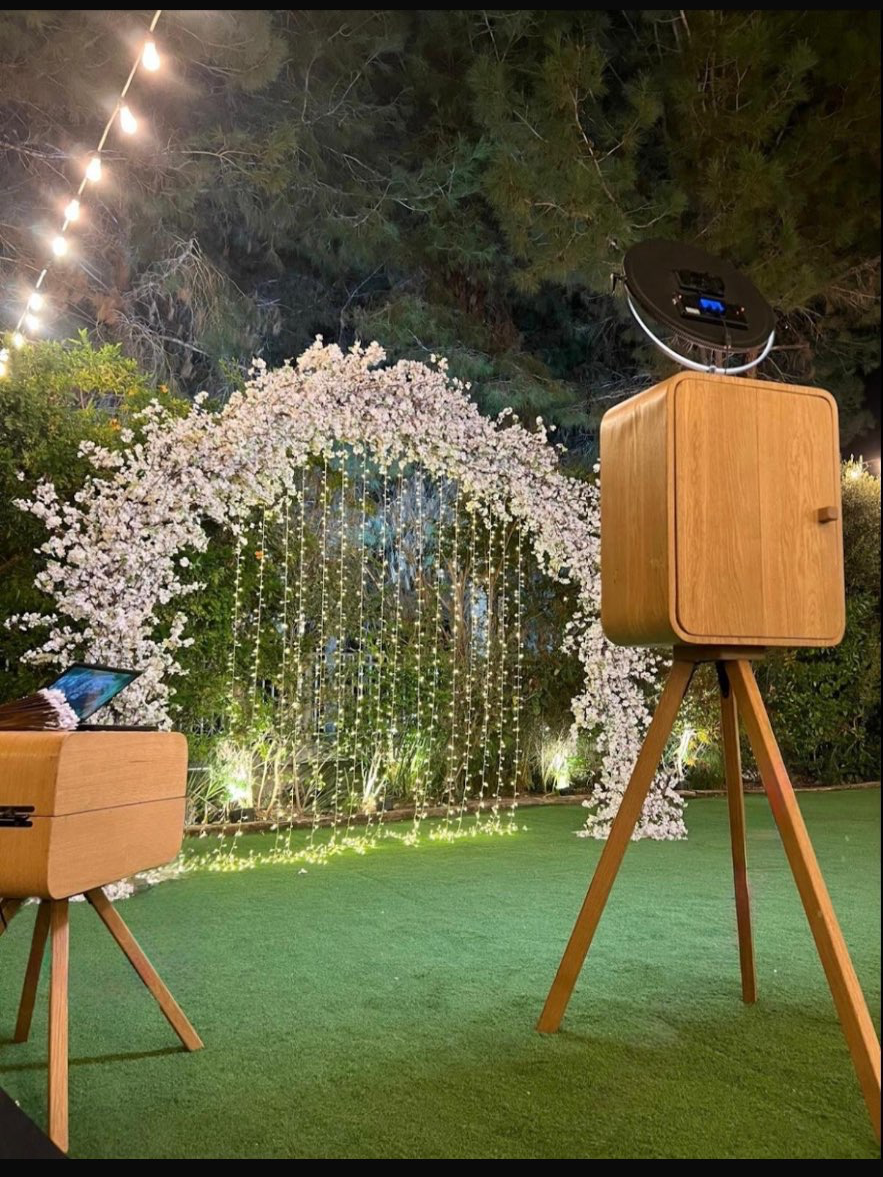 עמדת צילום מגנטים