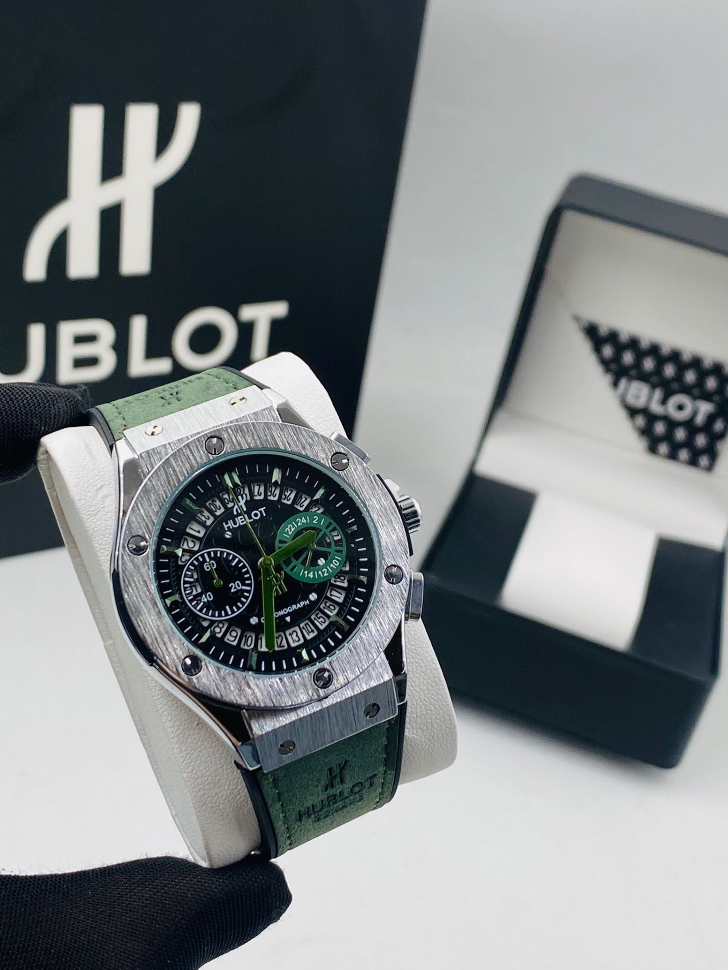 שעון hoblut לגבר