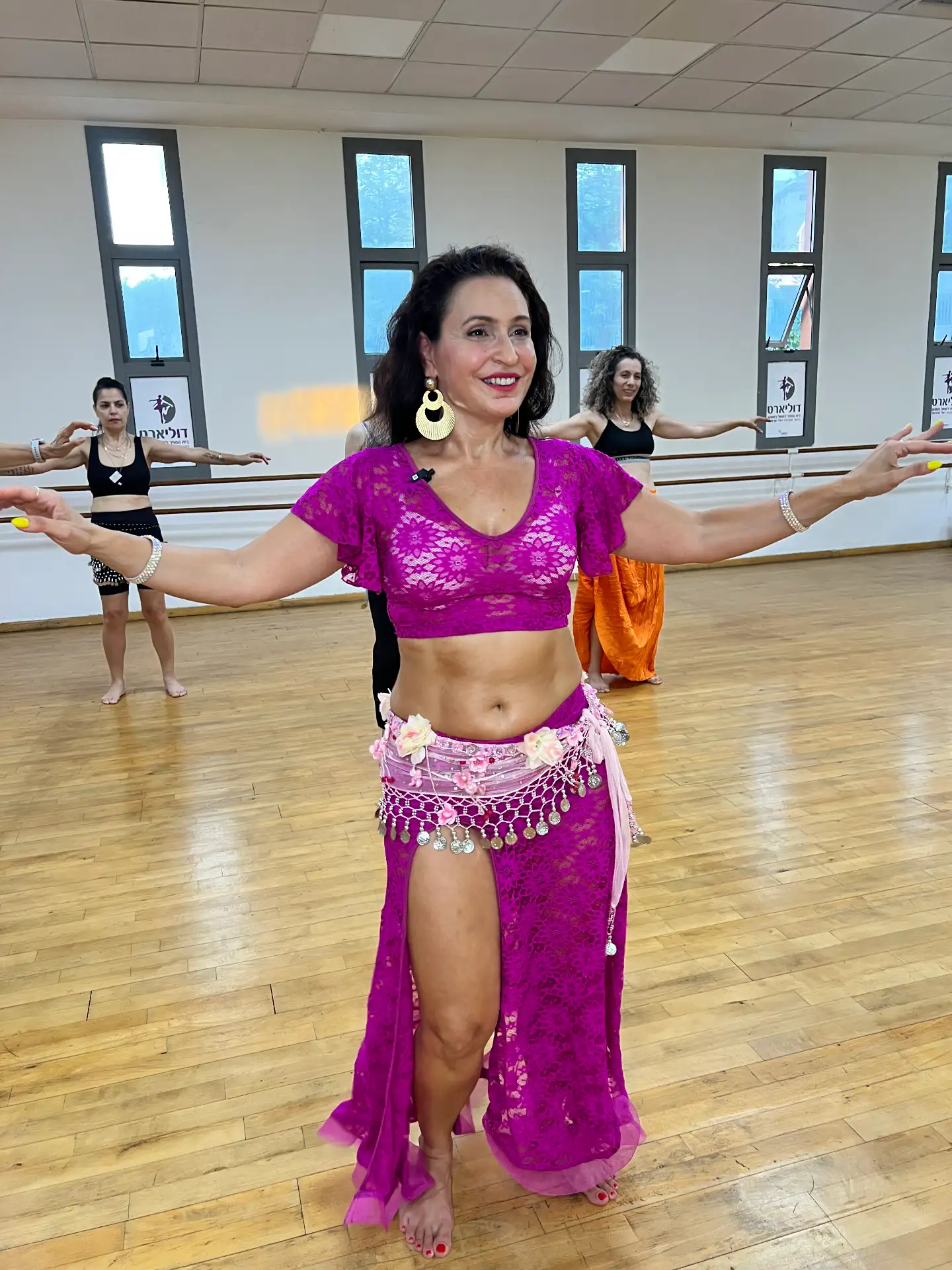 שיעורי ריקודי בטן פרטיים לנשים בכל הארץ | דלילה ריקודי בטן
