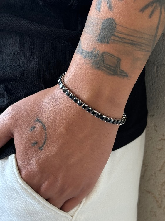 צמיד טניס שחור כסוף מלבנים