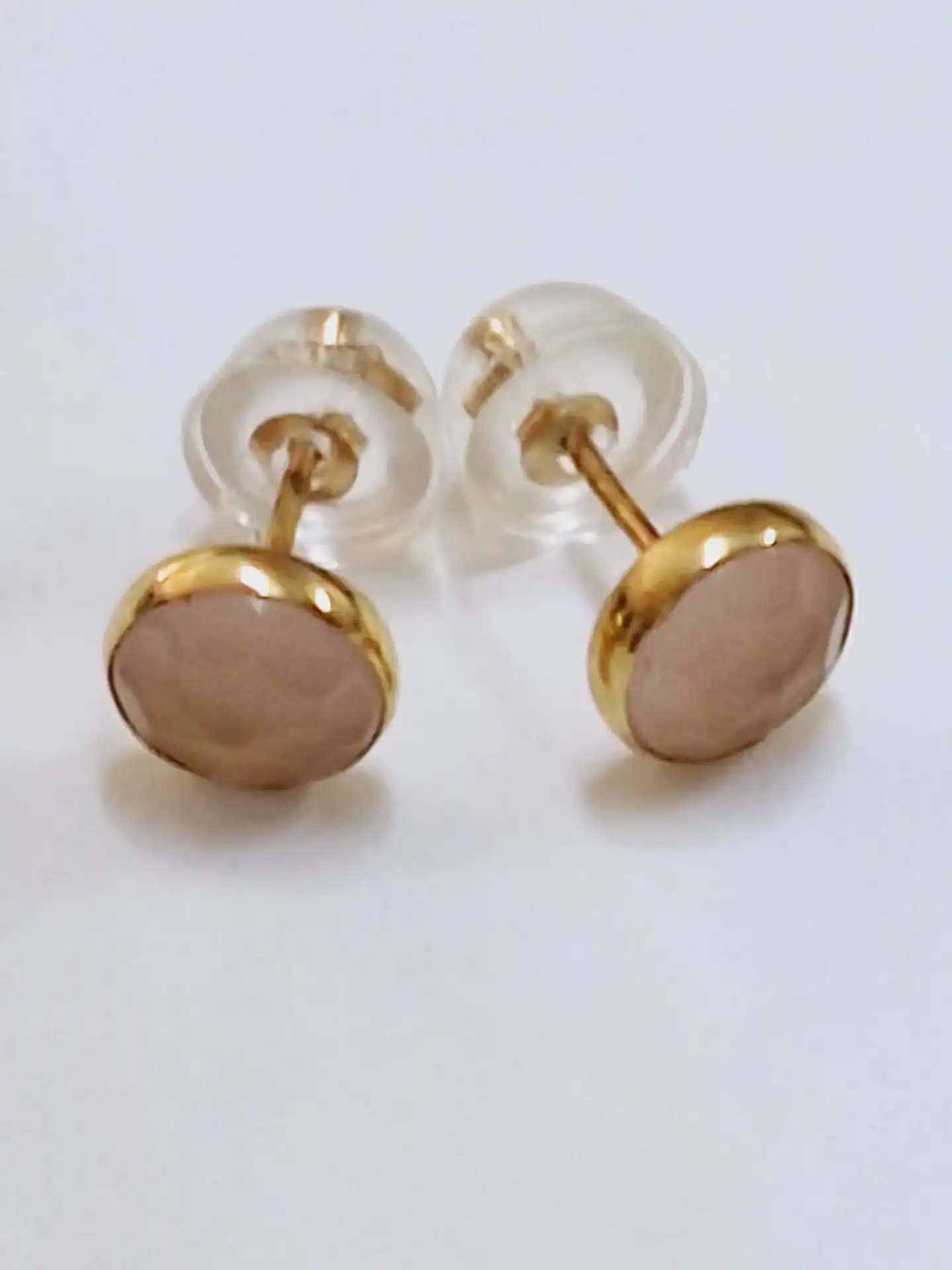 עגילים צמודים זהב 14K