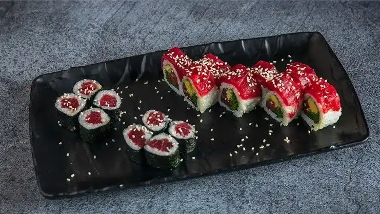 נאמי טונה אדומה 16 יחידות