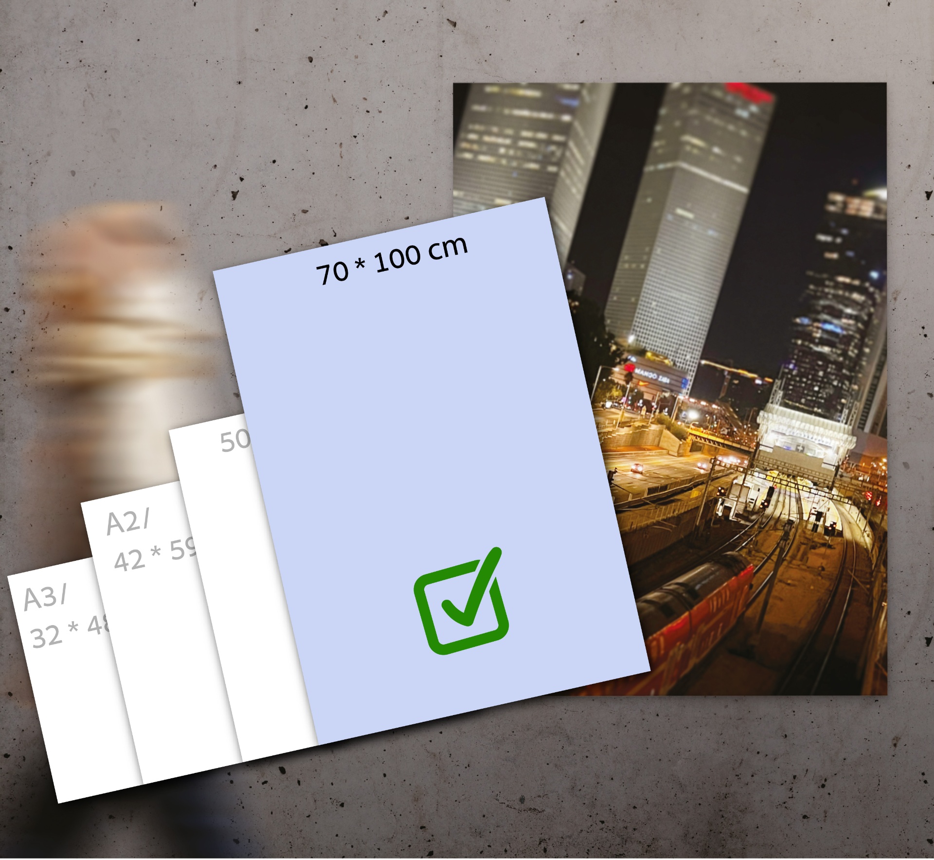 פוסטר עד גודל A1 (84.1/59.4 ס"מ) - נייר פוטו מאט 176 גר'