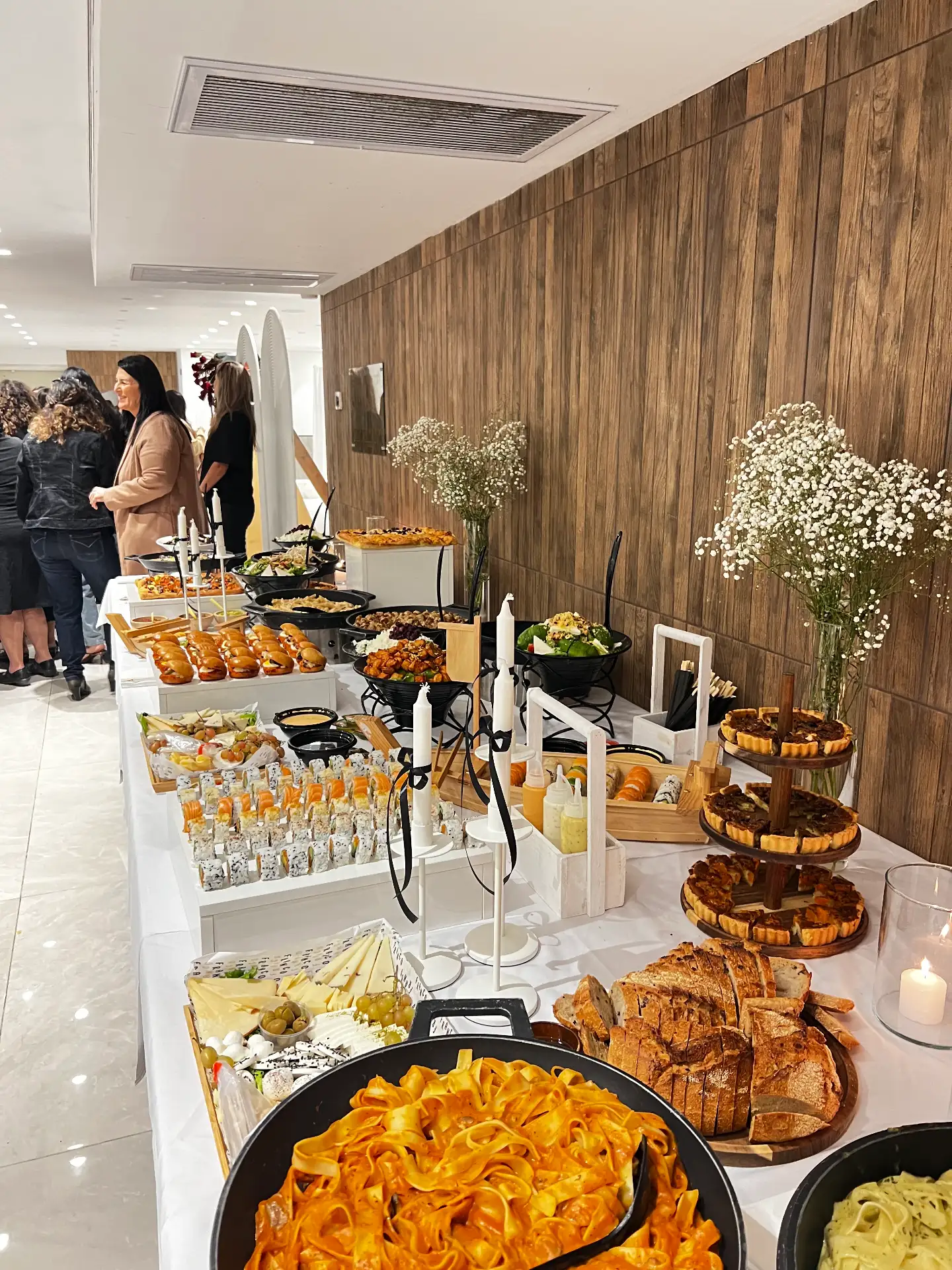 עיצוב בופה חלבי.