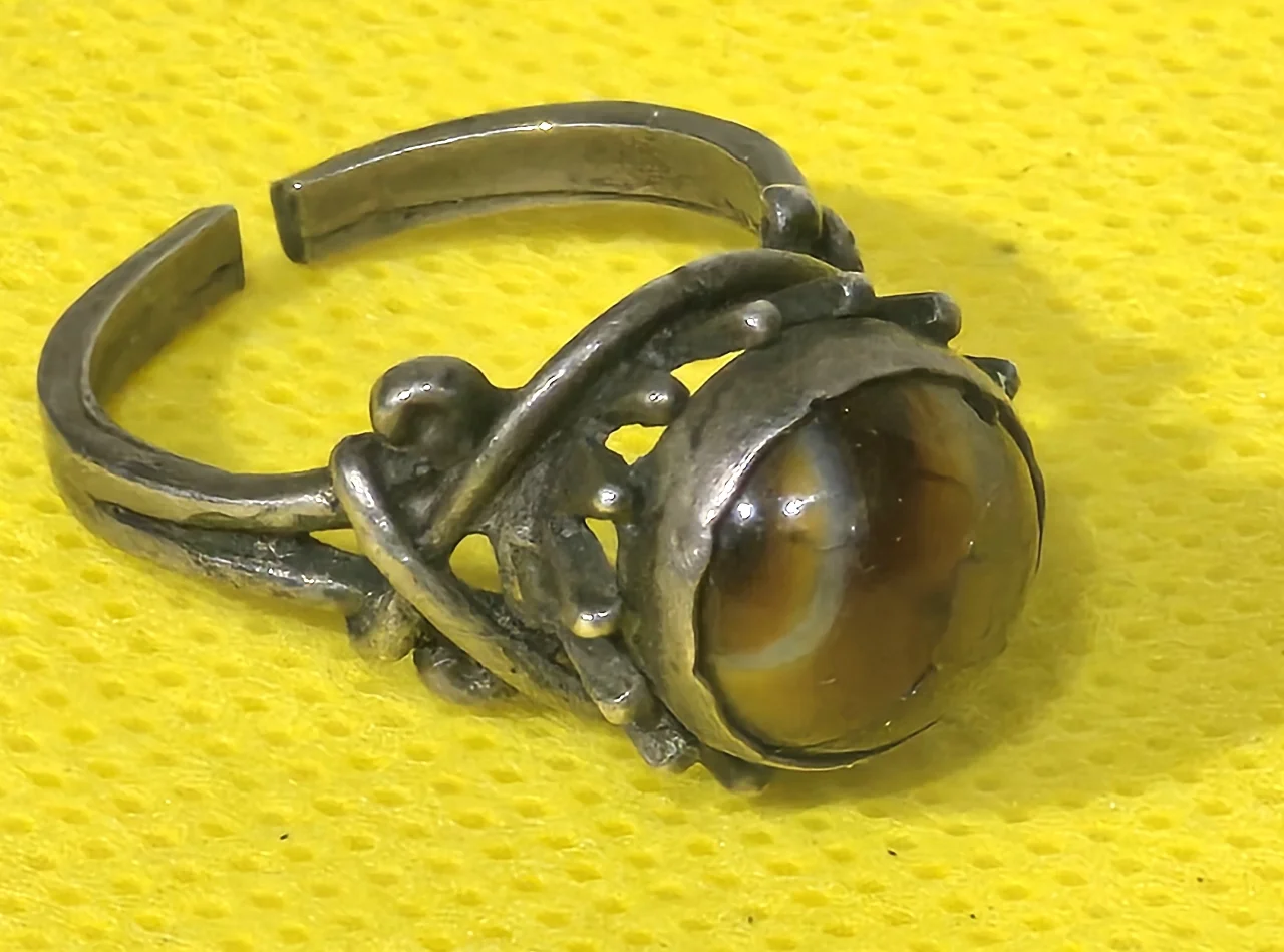 טבעת מעצבים מרשימה כסף סטרלינג 925 חתום