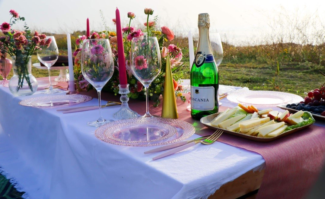 סידור פס לשולחן חגיגי