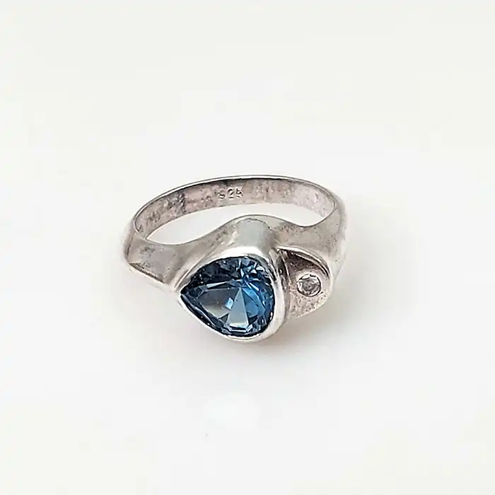 טבעת כסף 925 עם אבן אמטיסט עבודות יד