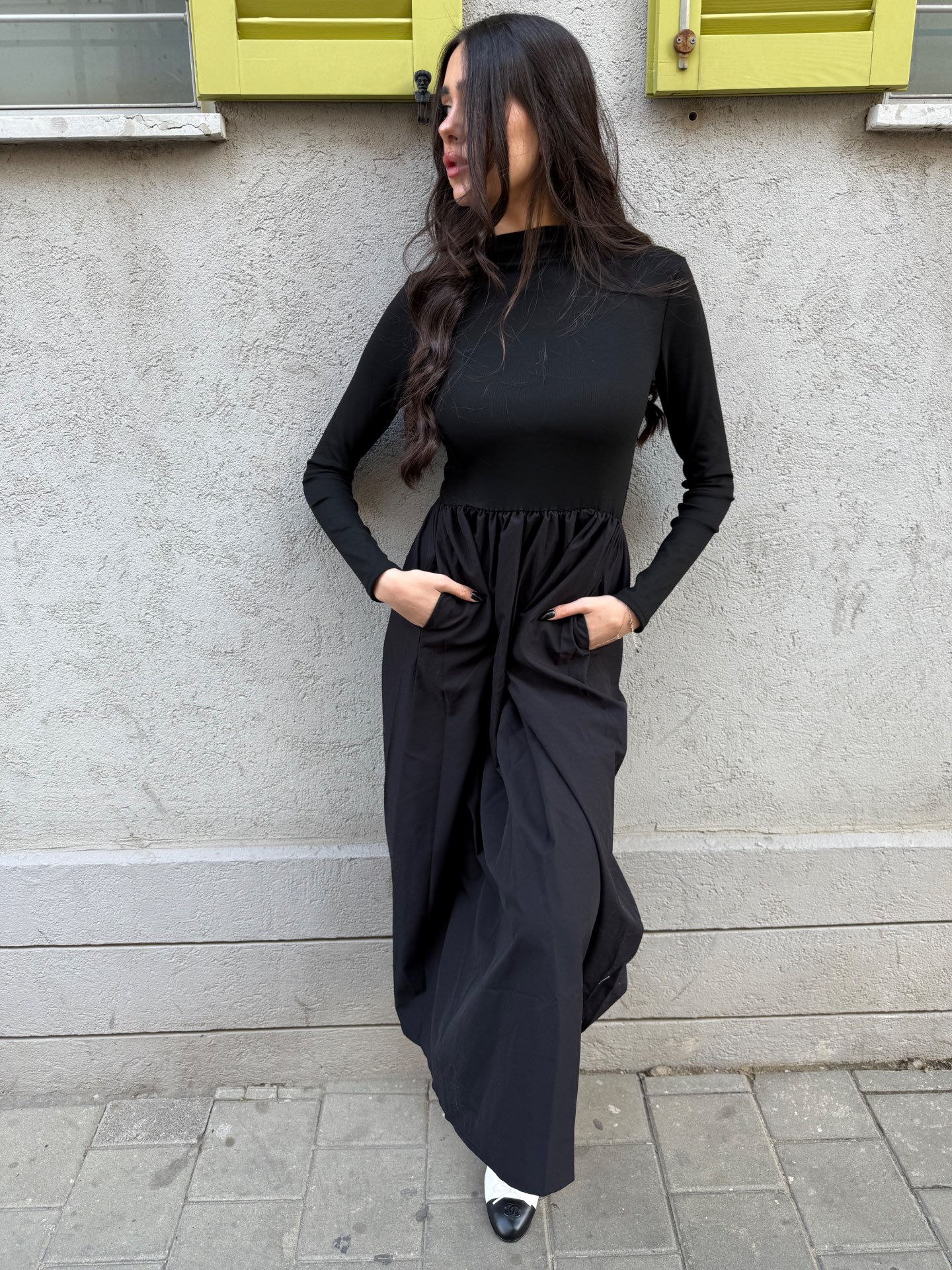 שמלת אבישג שחור