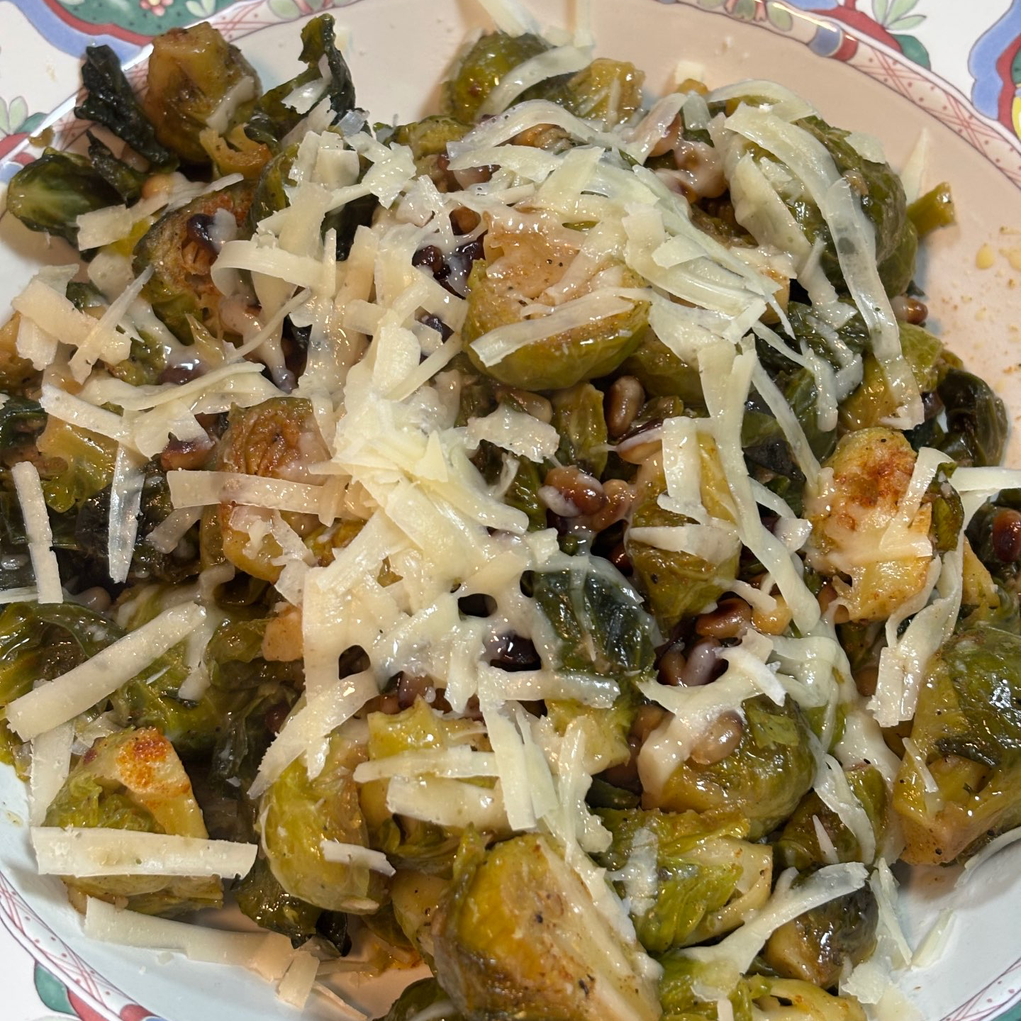 כרוב ניצנים ( מכיל גבית פרמזן ) חלבי