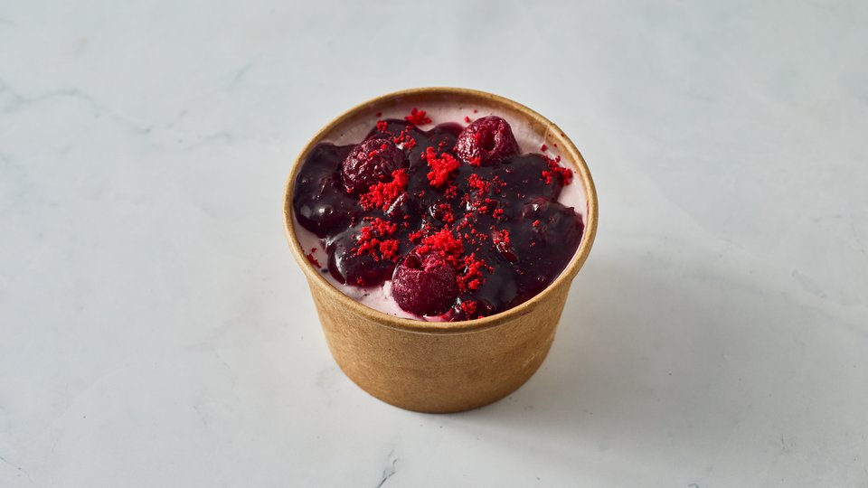 יוגורט דובדבני אמרנה