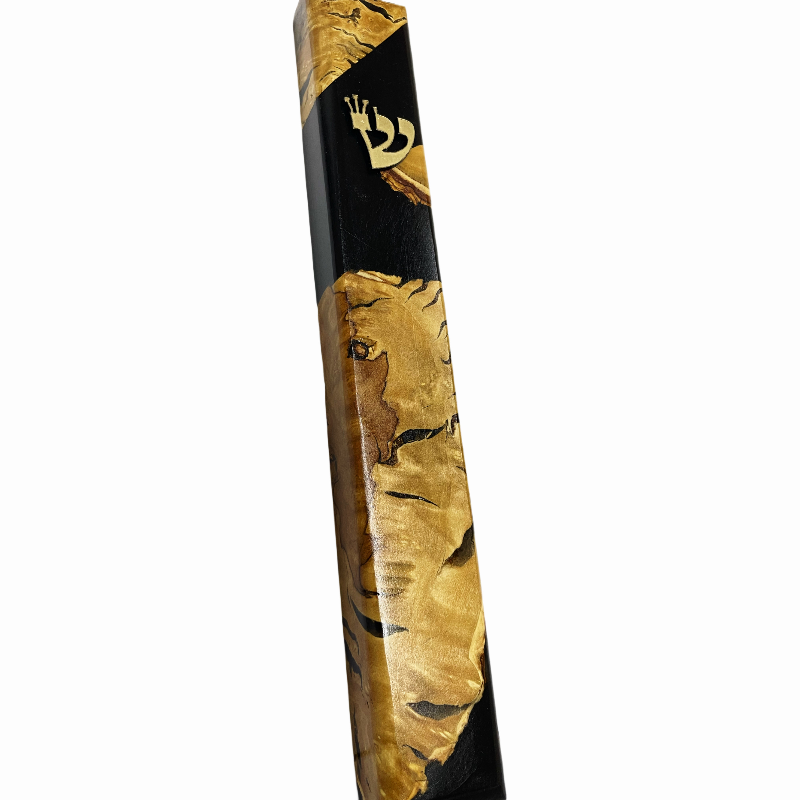 בית מזוזה שורש זית עתיק ואפוקסי בגוון שחור 