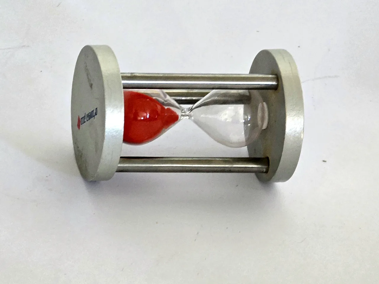 שעון חול בנק הפועלים, מתכת, זכוכית ועץ, 10/7 ס"מ.
