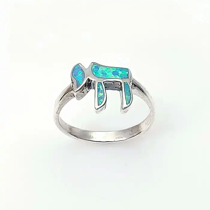 טבעת חי משובצת באבן אופל כסף 925