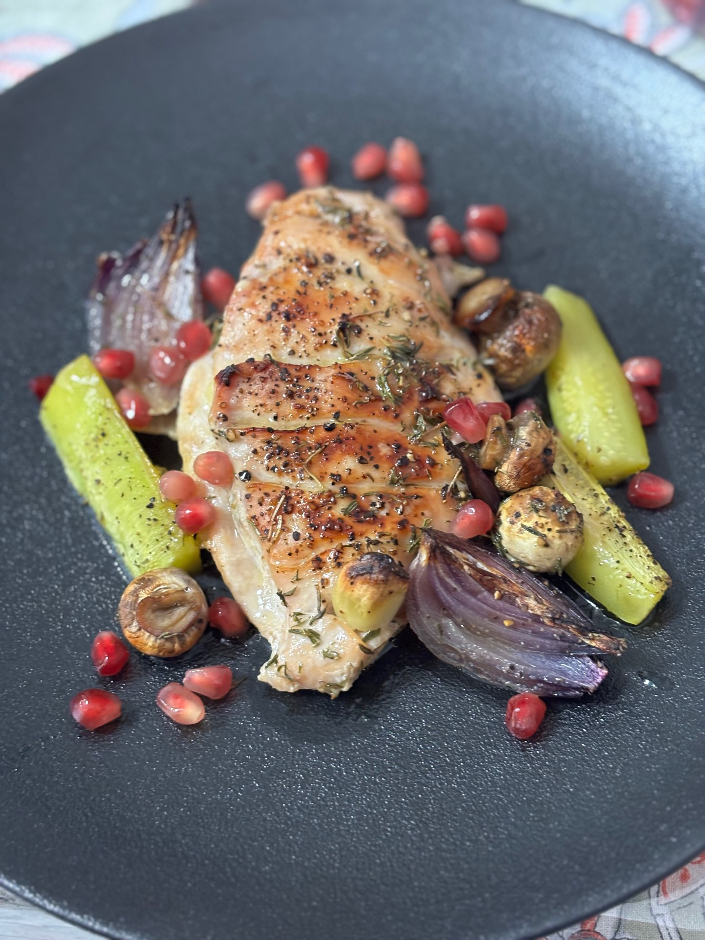 מניפות חזה עוף ברוטב דבש ורימון 