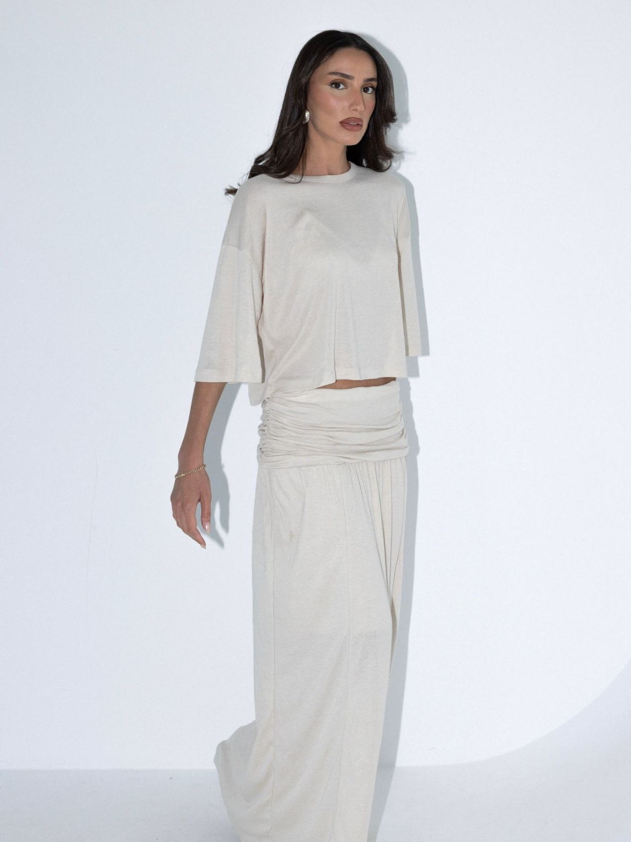 חליפת מיו בז