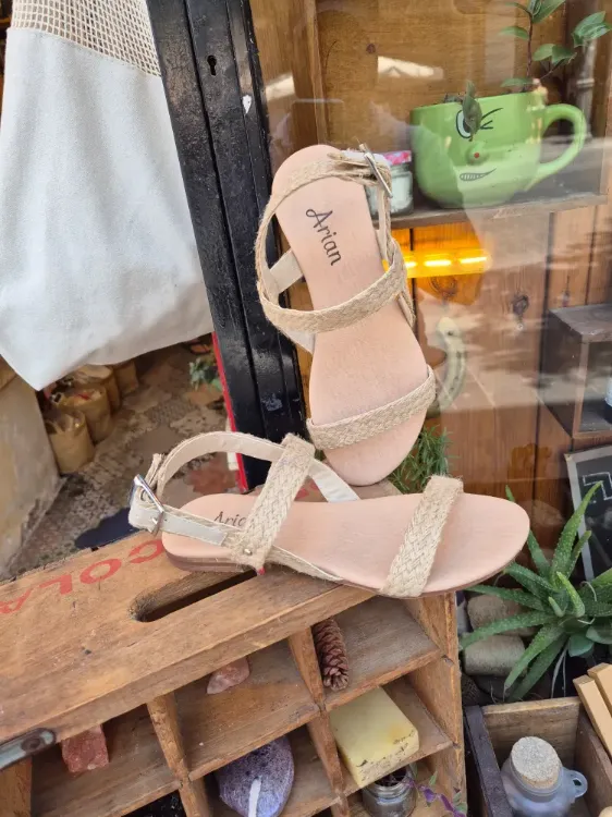 סנדל קש מושלם D-5