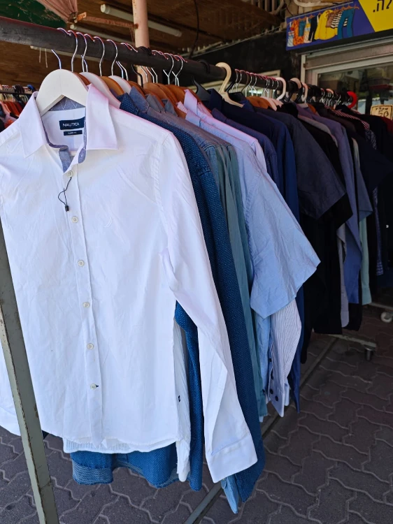 חולצות מכופתרות