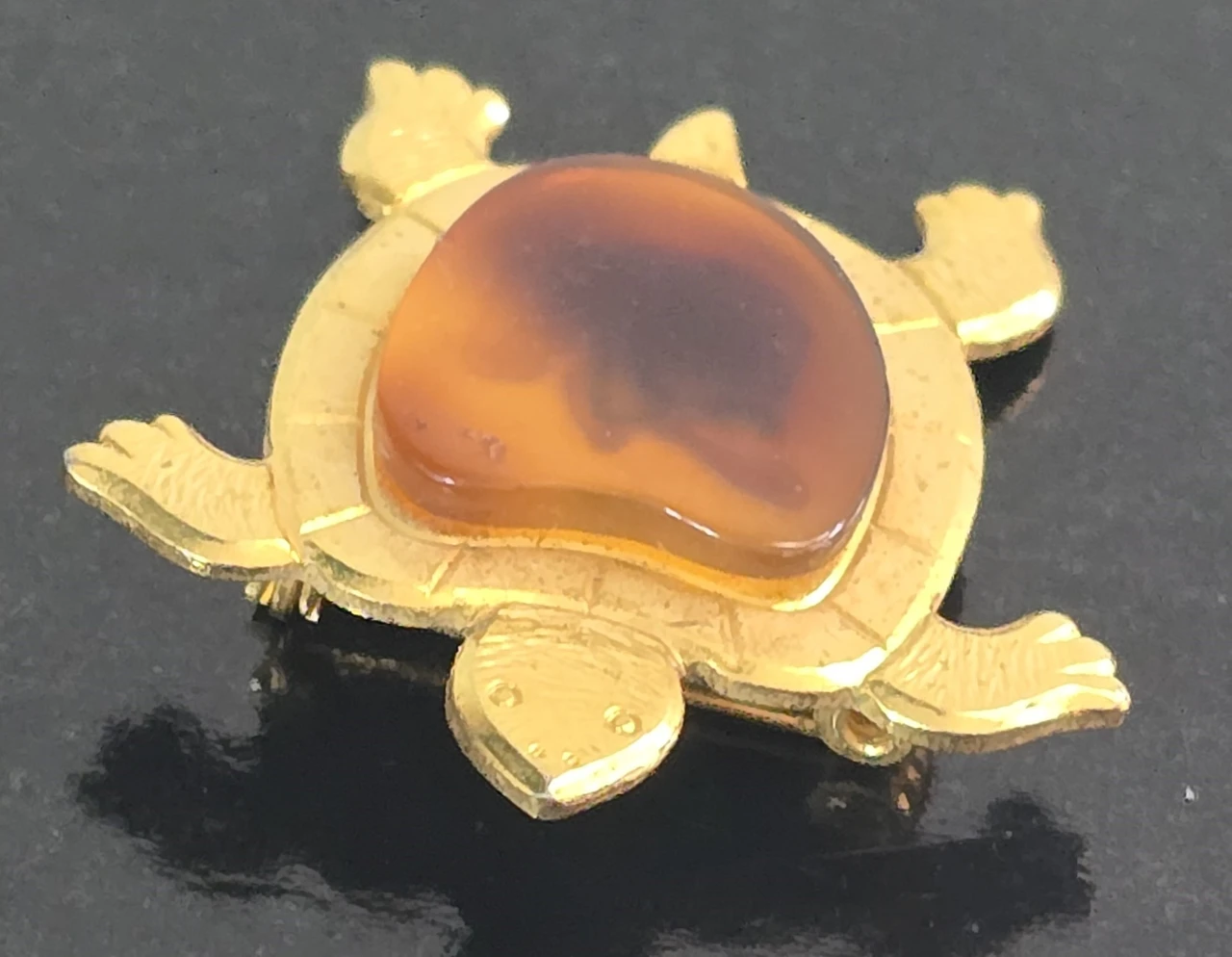 סיכת הצב הסיכה ממתכת 