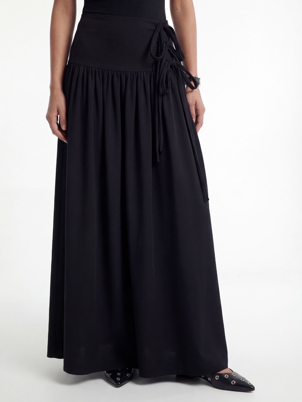 חצאית קשירות פפיונים שחור