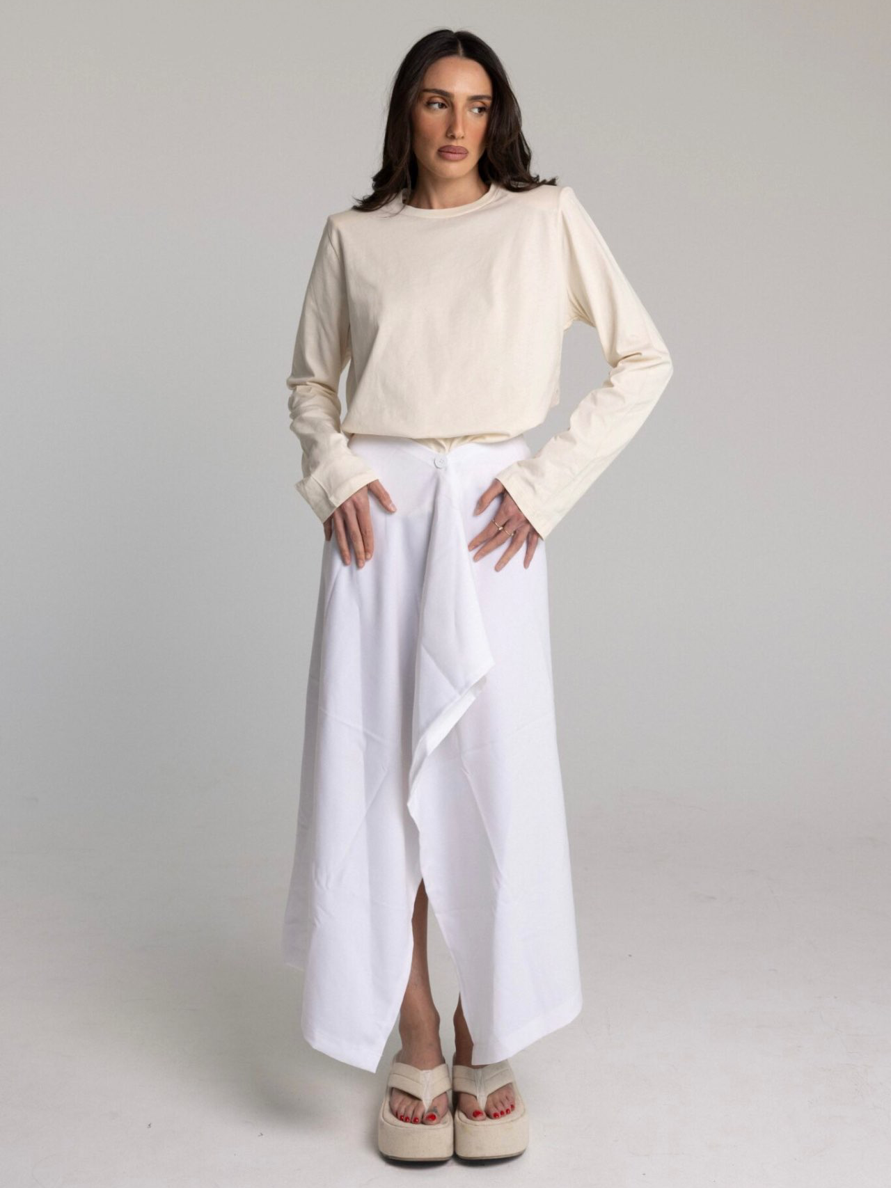 חצאית נילו לבן