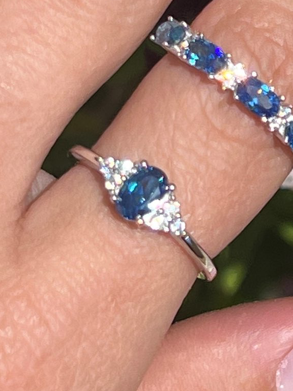 טבעת אןבלית כחולה