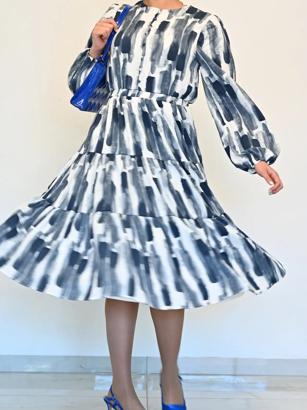 שמלת קומות כחולה