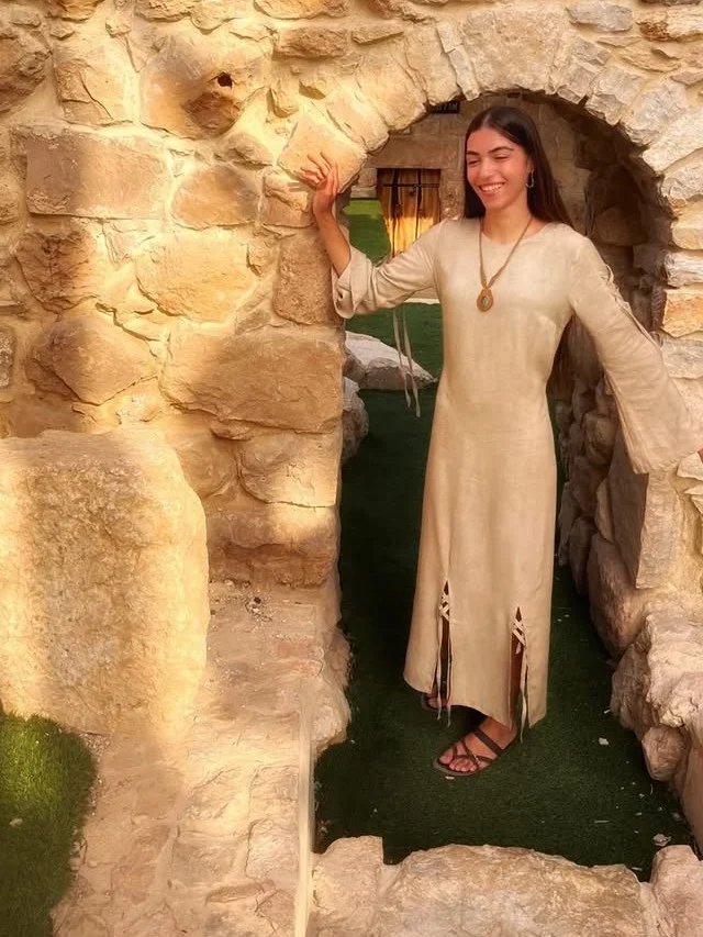 שמלת אורי