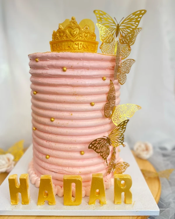 עוגת 10 שכבות מרשימה וגבוהה קוטר 18 