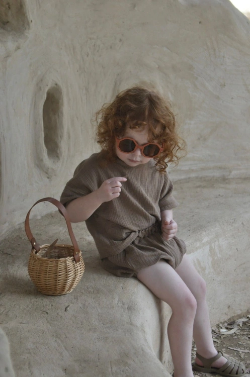 חליפת טטרה חומה