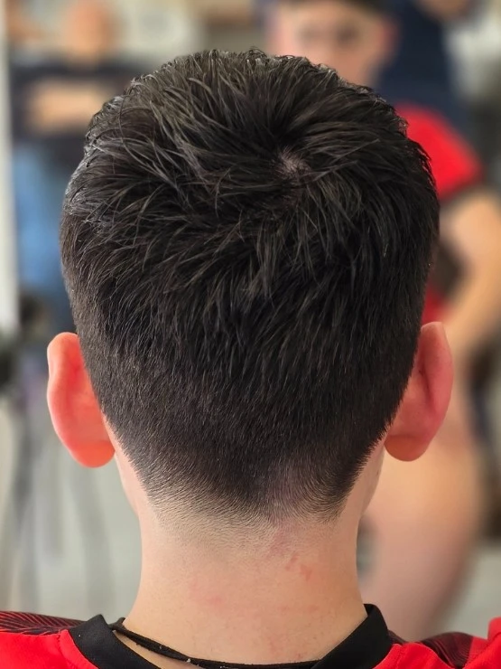 9+1 תספורת גברים