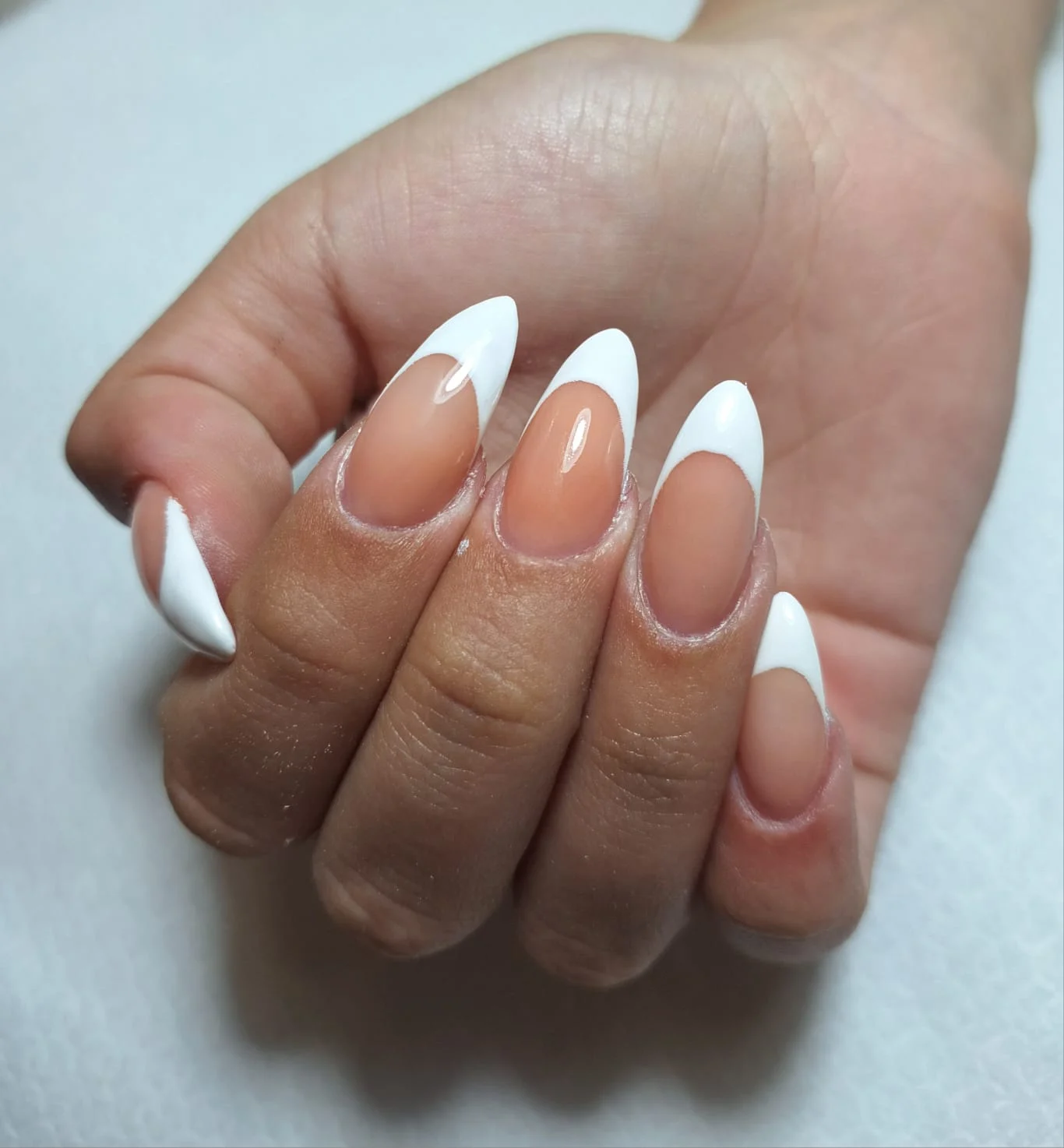 בנייה באקריל