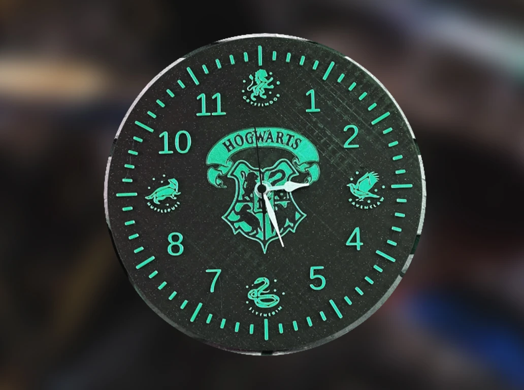 שעון בעיצוב - הוגוורטס