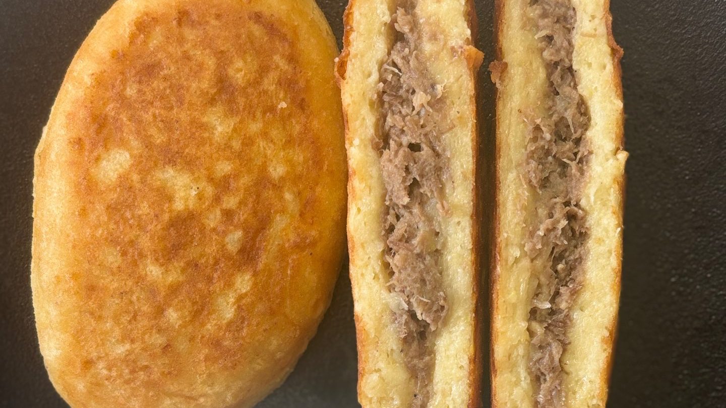 לביבות תפוח אדמה (פירה) במילוי בשר בקר