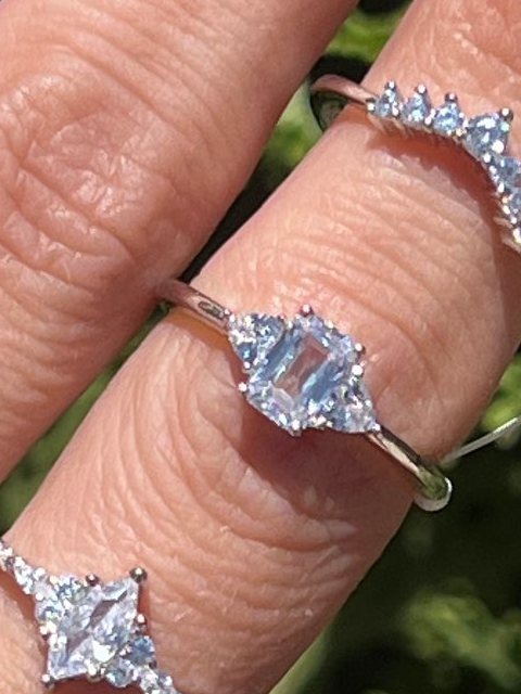 טבעת אבן מלבנית